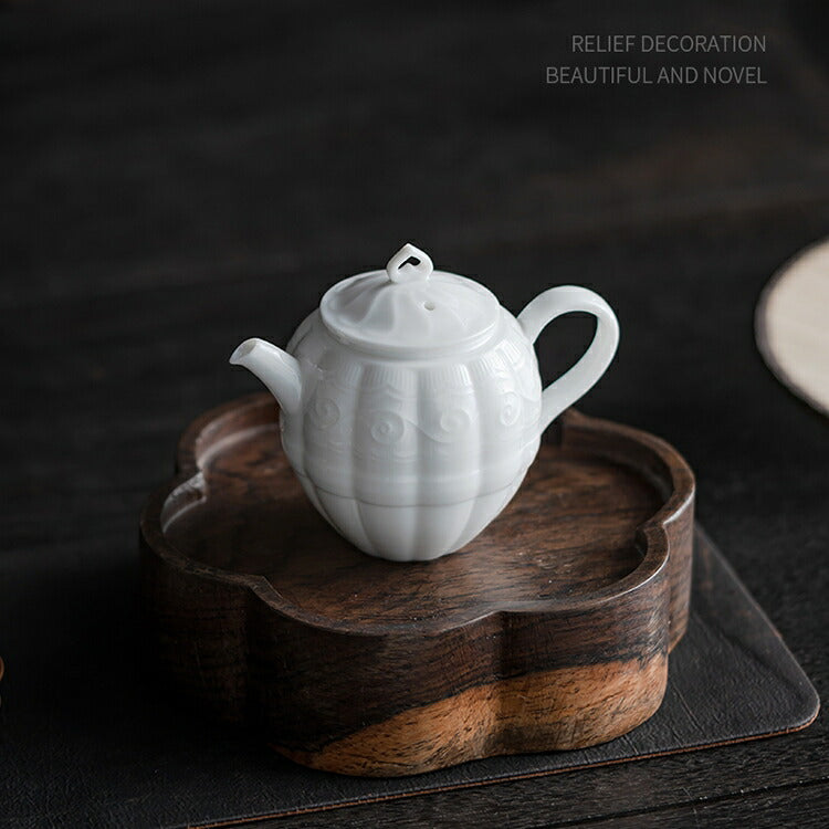 白玉・140ml 急須 白い ティーポット ホワイト 白い急須 きゅすう 緑茶 煎茶 岩茶 茶器 陶磁器 手作り お茶ポット 来客用 お茶用品 ティーウェア 中国茶器 台湾茶器 贈り物にも 食洗機対応 IwaiLoft