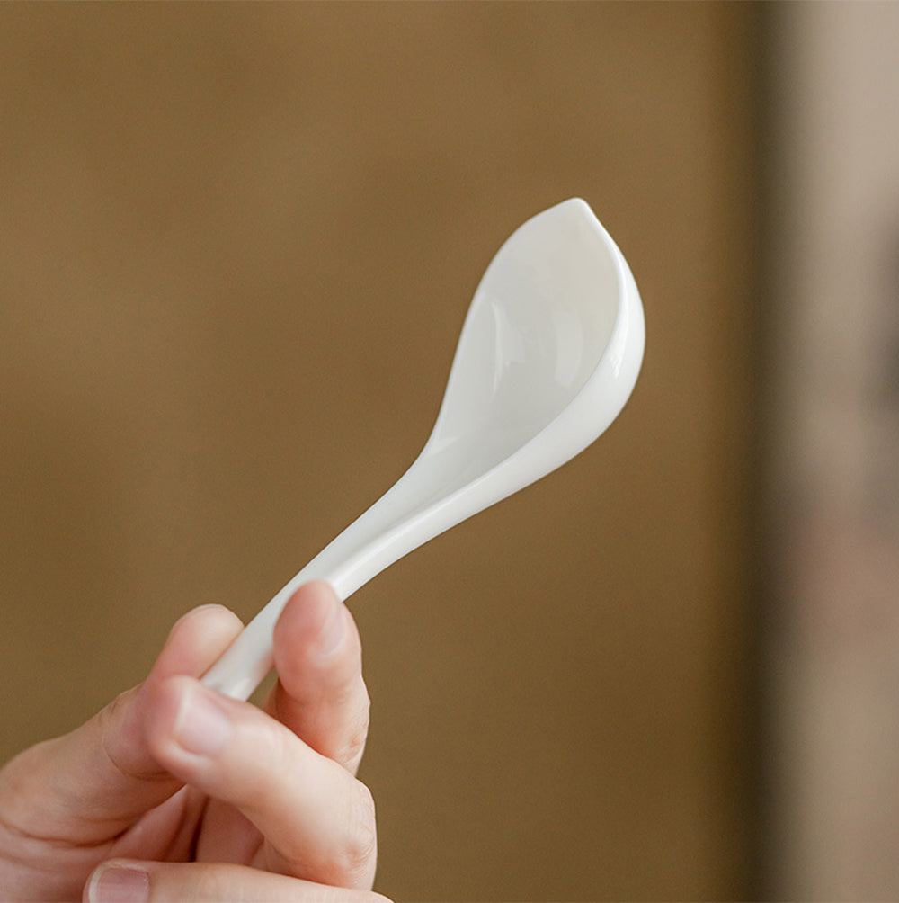 花形 ガラスボウル 茶匙付き 耐熱ガラス 鉢 小鉢 360ml そうめん取り鉢 そうめん ガラス 器 れんげスプー サラダボウル ヨーグルトボウル シリアルボウル デザートボウル カフェ風 おしゃれ 茶匙 茶さじ レンジ可 冷茶碗 ガラス食器 シンプル ティーサーバー IwaiLoft