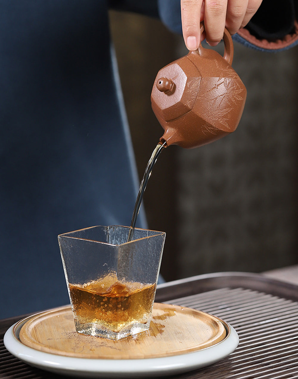 IwaiLoft 本番 中国宜興 紫砂 茶壺 急須 オシャレ 紫砂壷 朱泥 中国茶器 六方西施 程露作品 彫刻 ハンドメイド・手作り 200mL