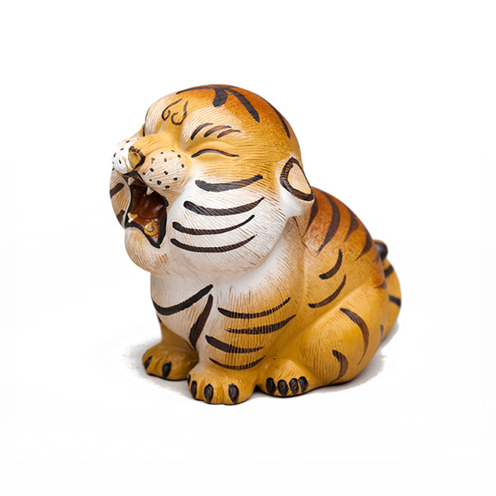 IwaiLoft 虎の置物 2022年の干支の寅の置物 虎 トラ 陶器 茶寵 手作り オブジェ かわいい とら 縁起物 工芸品 民芸 風水グッズ 風水アイテム 彫像 陶磁器 茶玩 茶ペット 書斎 和室 茶道 宜興紫砂 2022年を飛躍の年に 虎 寅 置物