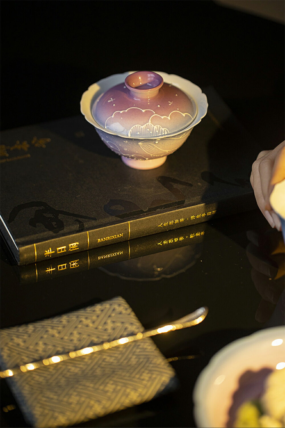 金魚・夢！ 蓋物 蓋付碗 珍味入れ 宝瓶 蓋碗 湯冷まし パーブル 紫 茶器 磁器 中国茶器 台湾茶器 紅茶 緑茶 シノワズリ 茶器 スープ椀 スープボウル 蓋付 グラス 菓子椀 ボウル 茶碗 宝瓶 フリーカップ お碗 抹茶茶碗 茶碗蒸し 茶芸  母の日 ギフト IwaiLoft