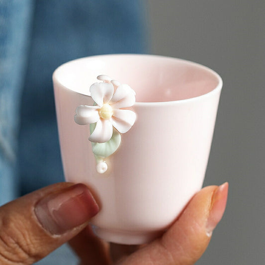 IwaiLoft まるで本物の花 湯のみ 湯呑み 小 白磁 お茶 カップ コップ 猪口 そばちょこ ティーカップ ティーコップ 手づくり おしゃれ 来客用 お茶用品 ティーウェア 白い器 茶器 中国茶器  茶杯 徳化磁器 白い器 贈り物にも 食洗機対応 電子レンジ対応