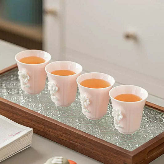 IwaiLoft 4客セット まるで本物の花 湯のみ 湯呑み 小 白磁 お茶 カップ コップ 猪口 そばちょこ ティーカップ ティーコップ 手づくり おしゃれ 来客用 お茶用品 ティーウェア 白い器 茶器 中国茶器  茶杯 徳化磁器 白い器 贈り物にも 食洗機対応 電子レンジ対応