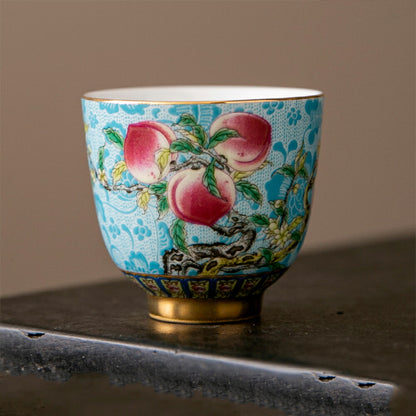 小さい 桃 湯飲み フリーカップ ティーグラス ホワイト 湯のみ 湯呑み 小 お茶 カップ コップ 猪口 そばちょこ ティーコップ 手づくり おしゃれ 来客用 お茶用品 ティーウェア 白い器 茶器 中国茶器  茶杯 徳化磁器 白い器 贈り物にも IwaiLoft