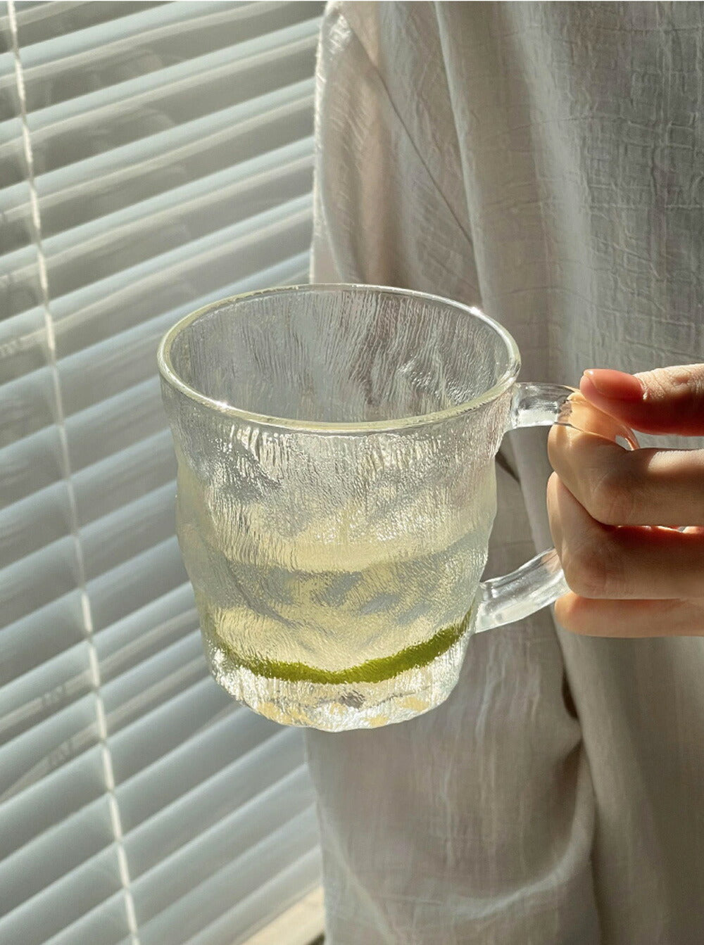 「氷河」紅茶マグカップ 珈琲 耐熱ガラス グラス コップ ティーカップ コーヒーカップ ガラスマグ おしゃれ シンプル 食器 クリア お酒 酎ハイ コーヒーカップ ホット 生ビール コーヒー 紅茶 日本風食器  来客 新生活 父 クリスマス ギフト プレゼント iwailoft