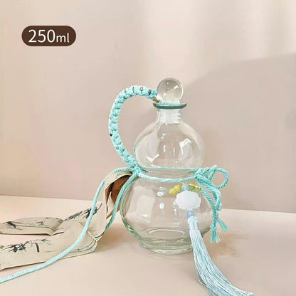 【瓢箪】縁起が良い ひょうたん 蓋付き ガラス瓶 ガラスポット 丸 水出しポット ワインボトル型 透明 250ml 500ml 紅茶煎茶 緑茶 氷出し 水出し煎茶 冷茶ポット 冷茶ボトル 囲炉煮茶 ガラス器 酒ガラスびん 酒瓶 ワイン瓶 空瓶 果実酒びん 小 仕分け ガラス容器 IwaiLoft