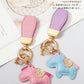 ★楽天3位受賞★ 新作 馬と蹄鉄のキーホルダー 縁起の良い馬と馬蹄 キーホルダー 皮革 バッグチャーム 飾り うま 馬 モチーフ アクセサリー 革小物 軽量 薄型 小型 おしゃれ かわいい レザーキーリング キーイング 車の鍵 カギ かぎ ストラップ 財布  kiyokyou