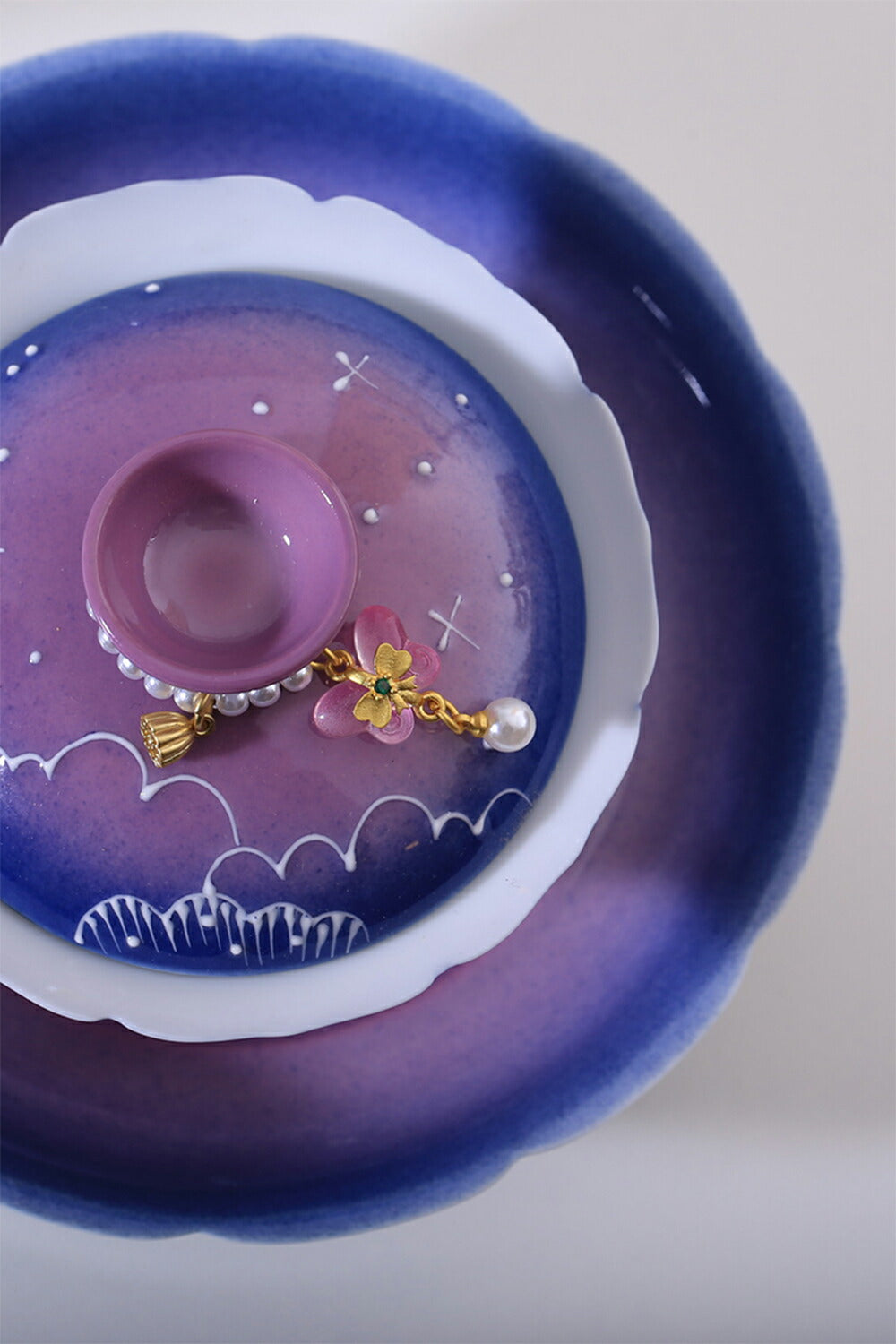 金魚・夢！ 蓋物 蓋付碗 珍味入れ 宝瓶 蓋碗 湯冷まし パーブル 紫 茶器 磁器 中国茶器 台湾茶器 紅茶 緑茶 シノワズリ 茶器 スープ椀 スープボウル 蓋付 グラス 菓子椀 ボウル 茶碗 宝瓶 フリーカップ お碗 抹茶茶碗 茶碗蒸し 茶芸  母の日 ギフト IwaiLoft