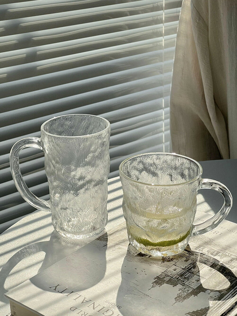 「氷河」紅茶マグカップ 珈琲 耐熱ガラス グラス コップ ティーカップ コーヒーカップ ガラスマグ おしゃれ シンプル 食器 クリア お酒 酎ハイ コーヒーカップ ホット 生ビール コーヒー 紅茶 日本風食器  来客 新生活 父 クリスマス ギフト プレゼント iwailoft