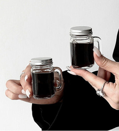 Super cute ガラス瓶 蓋付 ジャム瓶 濃縮コーヒー液分け瓶 小瓶 小 ガラスボトル ビン詰め かわいい 小分け 四角形 キューブ型 可愛い 詰め替え容器 携帯用 空き瓶 ツイストキャップ付 食料瓶DIY 錠剤 保存容器 保存 密閉 遮光 防湿 アウトドア IwaiLoft