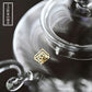 IwaiLoft 十卿 Glass Art 工芸作家作品 耐熱ガラス 夢 ティーポット 高台 ガラス 急須 430ml  ガラス製ポット 紅茶ポット お茶ポット ガラスポット 花茶 工芸茶 ハーフティー に健康茶器 アフターティー お家ティータイム  母の日プレゼント 化粧箱付き