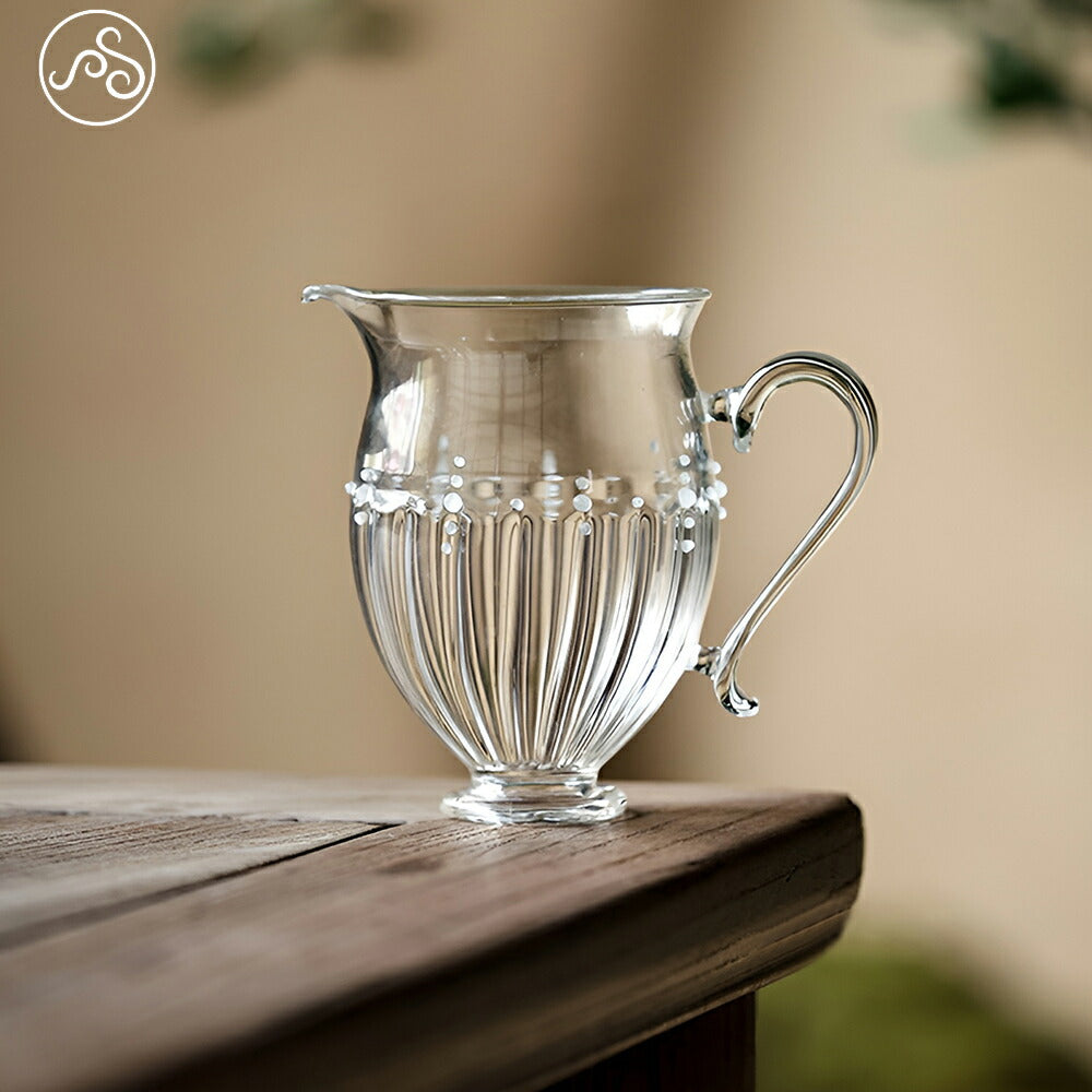 IwaiLoft 十卿 Glass Art 工芸作家作品 夢 マグカップ ガラスピッチャー 耐熱ガラス 片口 180ml 徳利 酒器 日本酒 片口注器 ミルクピッチャー 小鉢 取り鉢 片口鉢 手作り 和食器 シンプル 中国茶器 公道杯 ティーサーバー 茶海 分茶器 化粧箱付き