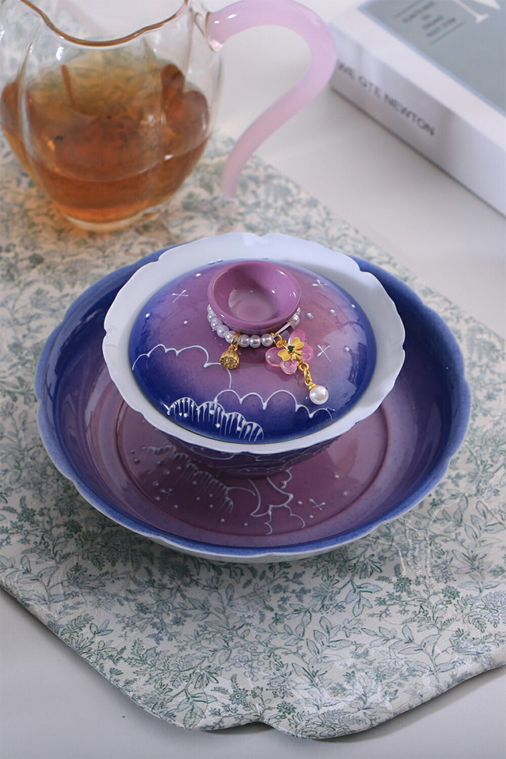 金魚・夢！ 蓋物 蓋付碗 珍味入れ 宝瓶 蓋碗 湯冷まし パーブル 紫 茶器 磁器 中国茶器 台湾茶器 紅茶 緑茶 シノワズリ 茶器 スープ椀 スープボウル 蓋付 グラス 菓子椀 ボウル 茶碗 宝瓶 フリーカップ お碗 抹茶茶碗 茶碗蒸し 茶芸  母の日 ギフト IwaiLoft