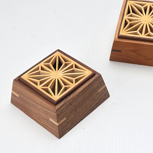 「葉っぱ」 格子状 組子 ウッドボックス 収納ケース 木製 麻の葉 幾何学模様 ウッドケース 天然木 ナチュラル 卓上ケース 鍵 時計 小物収納 ビッチウッド ウールナット 小物ボックス 指輪ケース アクセサリーボックス アクセサリー収納ケース 道具箱 サニタリー収納IwaiLoft