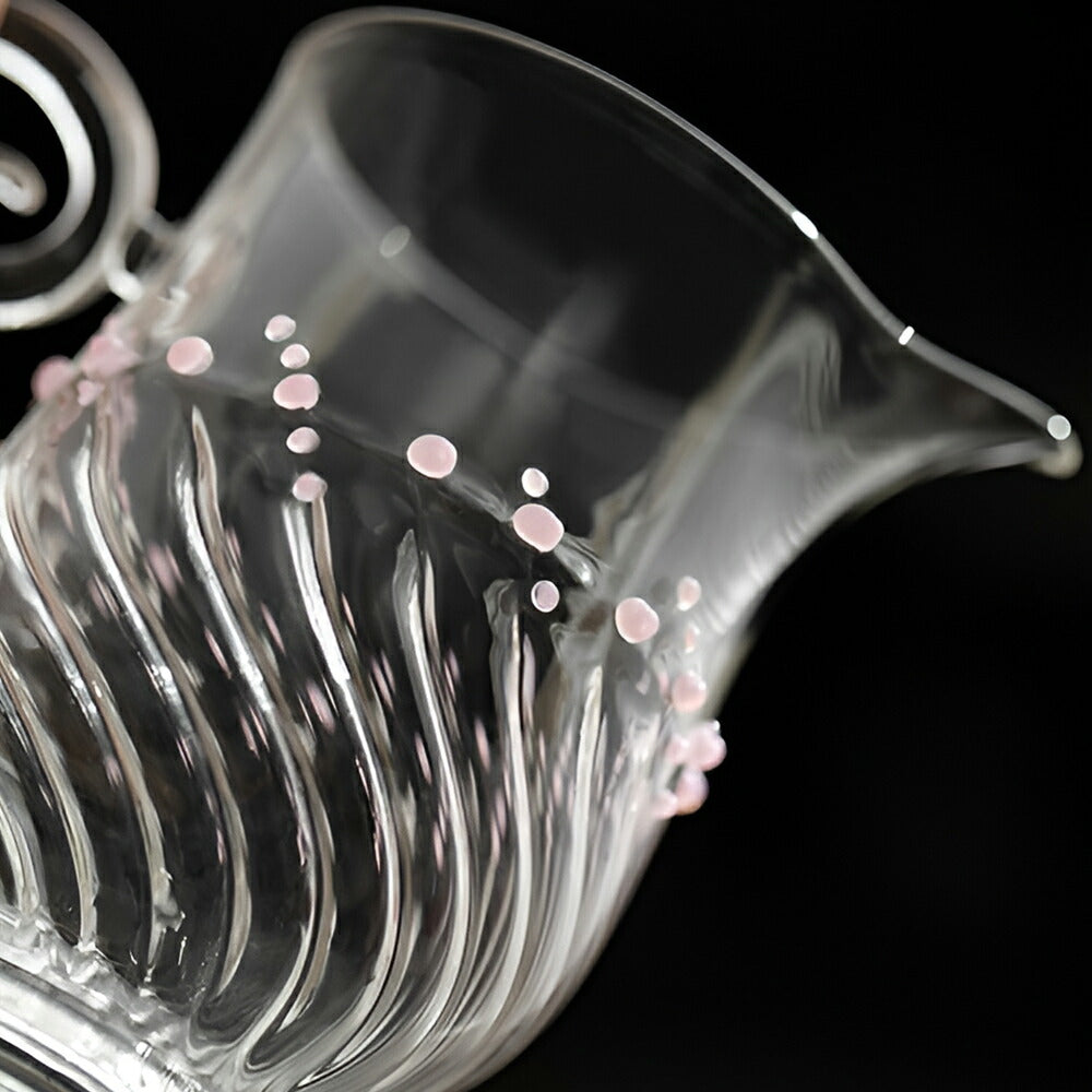 IwaiLoft 十卿 Glass Art 工芸作家作品 夢 マグカップ ガラスピッチャー 耐熱ガラス 片口 170ml 徳利 酒器 日本酒 片口注器 ミルクピッチャー 小鉢 取り鉢 片口鉢 手作り 和食器 シンプル 中国茶器 公道杯 ティーサーバー 茶海 分茶器 化粧箱付き