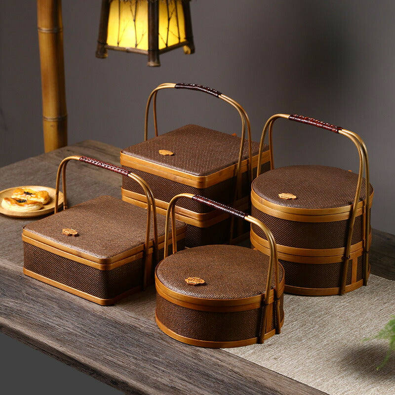 凛とした佇まいが美しいかご 竹 かご ハンドル付き 一段 二段 三段 重箱 丸 四角 漆塗り 手作り 行楽弁当箱 おせち 竹籠 バスケット手提げ アウトドア 竹かご ピクニックランチボックス お正月 迎春 花見 竹細工 和風収納 小物収納 茶道具 インテリア 清境Carft