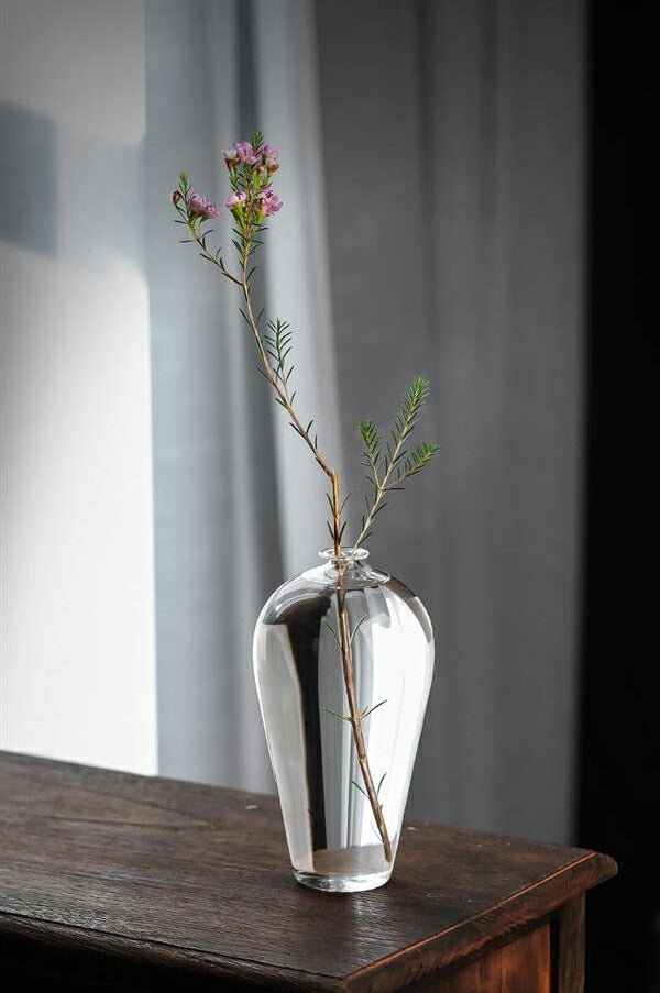 IwaiLoft 部屋に置くだけで周囲が優しい雰囲気に 手作り 花瓶 ガラス ガラス花瓶 花器 一輪挿し フラワーベース ミニ 小 インテリア おしゃれ 水栽培 ボトル 工芸品 Flower 和風 透明