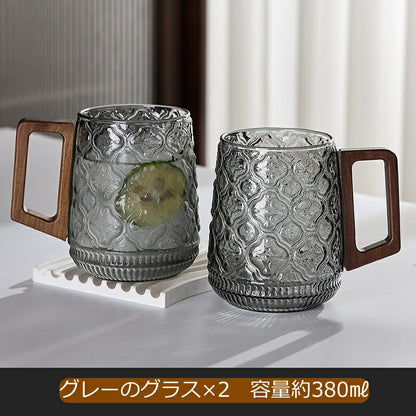 IwaiLoft 美しい佇まい 耐熱ガラス 350ml グラス ガラスマグ ガラスカップ コップ コーヒーカップ コーヒーマグ かわいい モーニングカップ ティーグラス 冷茶グラス 結露しにくい 電子レンジOK カフェコーヒー器具 来客用 誕生日プレゼント お祝い 木の持ち手