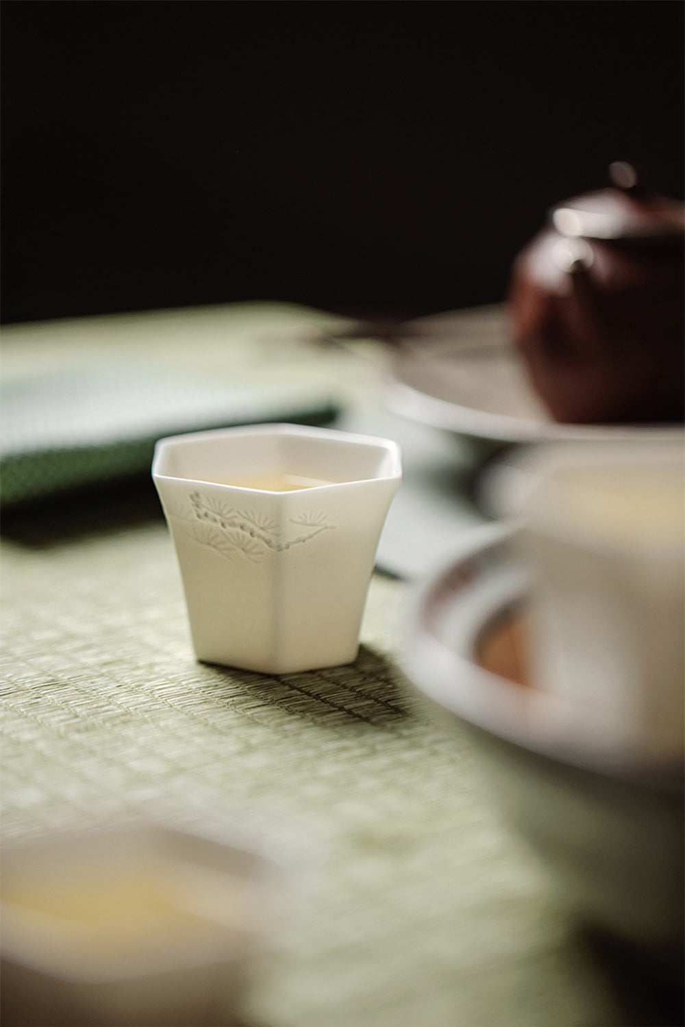 IwaiLoft 白玉 八方杯 2個セット 茶杯 茶器 湯のみ 湯呑み お茶 カップ コップ 来客用 お茶用品 ティーウェア 中国茶器 台湾茶器 贈り物にも 食洗機対応 電子レンジ対応