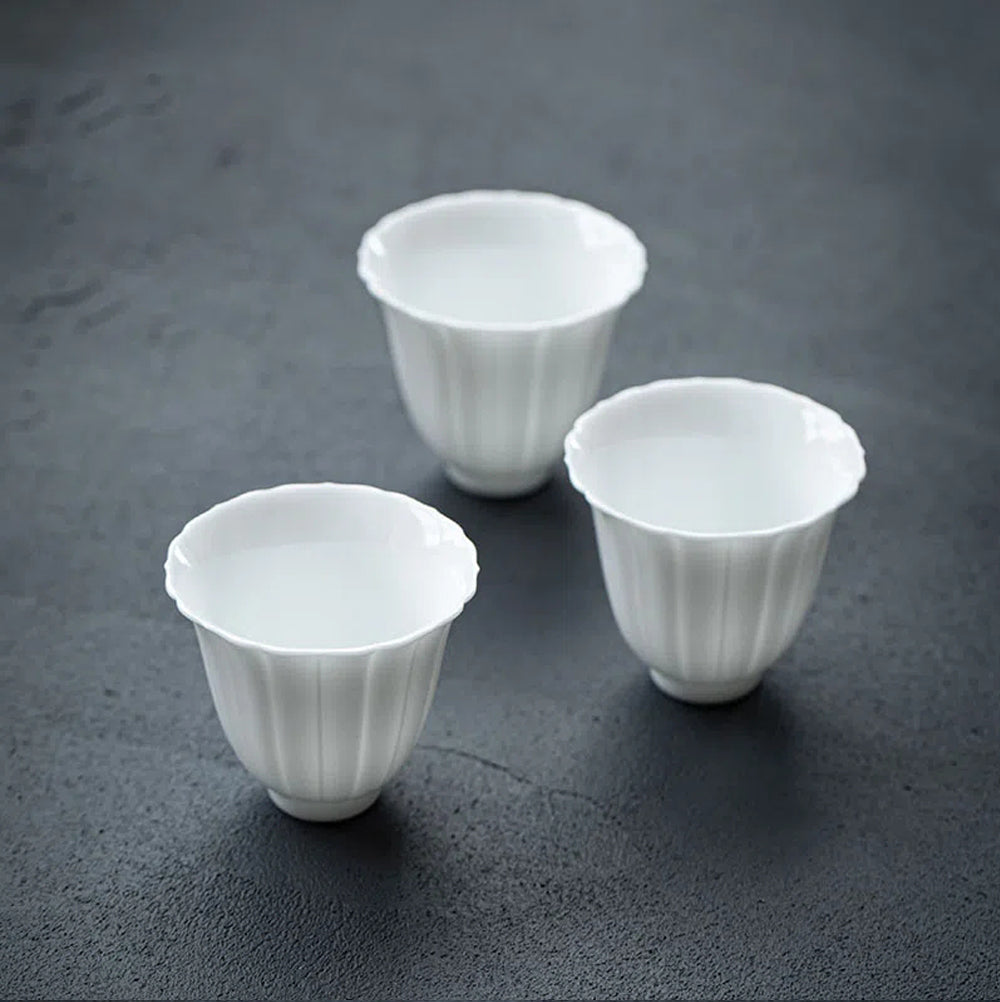 激安価額 仏の手湯呑 茶器 煎茶器 白磁 茶杯 中国美術 3つ - キッチン/食器