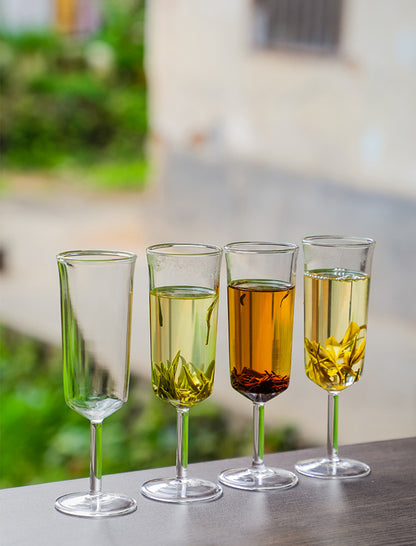 IwaiLoft 美しい脚付グラス ゴブレット 耐熱ガラス ワイングラス ブランデーグラス シャンパングラス ティーカップ ティーグラス カクテルグラス 電子レンジOK ペアセット 130mL【魁】【送料無料】